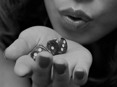 593113-blowing-dice1